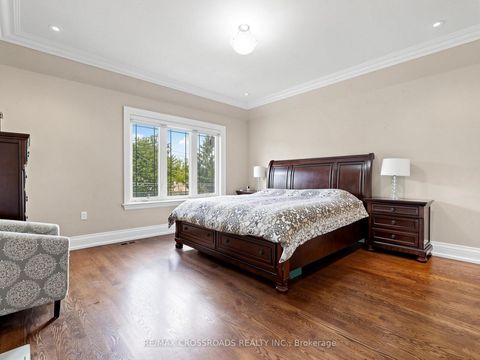 Photo 20 at 351 Patricia Avenue, Newtonbrook West, Toronto