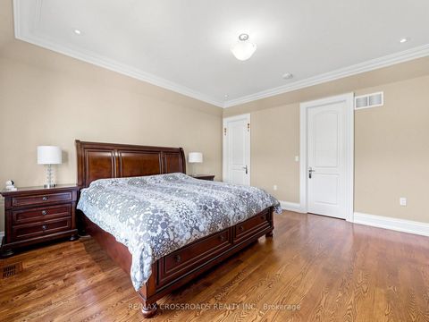Photo 21 at 351 Patricia Avenue, Newtonbrook West, Toronto