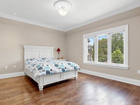Photo 24 at 351 Patricia Avenue, Newtonbrook West, Toronto