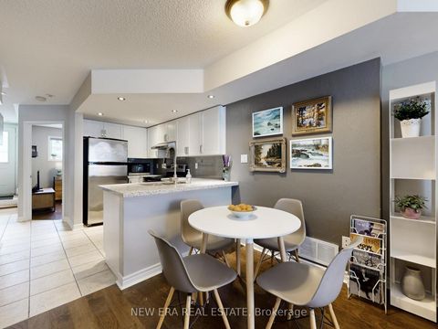 Photo 8 at 77 - 65 Foundry Avenue, Junction, Toronto