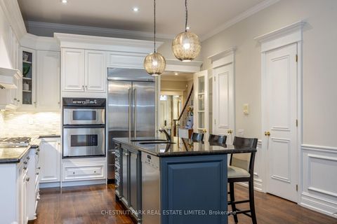Photo 18 at 117 Davenport Road, Annex, Toronto