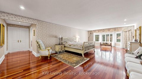 Photo 27 at 2 Cortina Court N, Bayview Hill, Richmond Hill