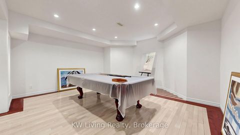 Photo 42 at 2 Cortina Court N, Bayview Hill, Richmond Hill