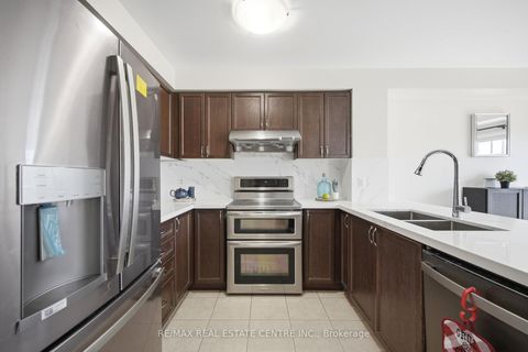Photo 13 at 47 Martinworth Lane, Central East, Ajax