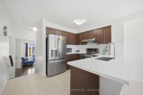 Photo 14 at 47 Martinworth Lane, Central East, Ajax