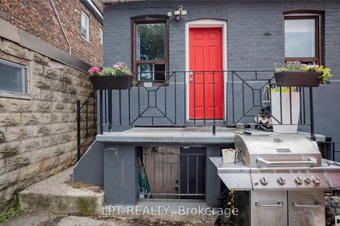 Photo 25 at 541 Vaughan Road, Oakwood Village, Toronto