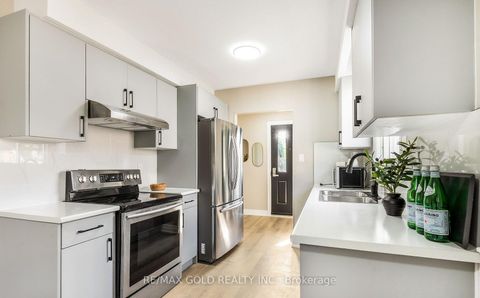 Photo 12 at 27 Sylvia Street, Grove East, Barrie