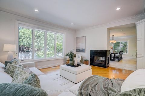 Photo 13 at 185 Wilfred Avenue, Willowdale East, Toronto
