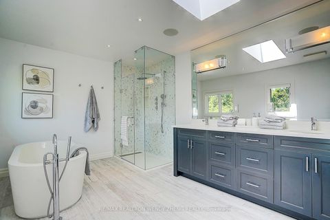 Photo 29 at 185 Wilfred Avenue, Willowdale East, Toronto