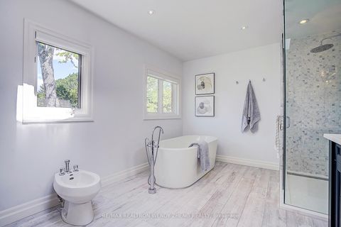 Photo 30 at 185 Wilfred Avenue, Willowdale East, Toronto