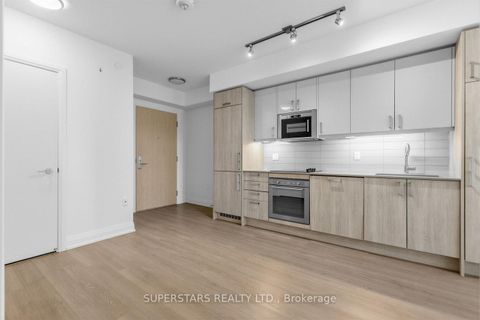 Photo 6 at 611 - 77 Mutual Street, Yonge Corridor, Toronto