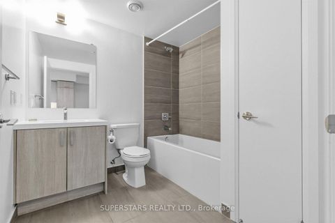 Photo 14 at 611 - 77 Mutual Street, Yonge Corridor, Toronto