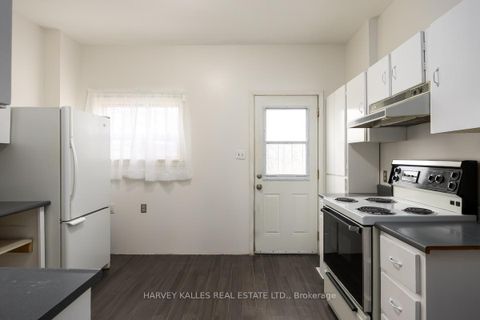 Photo 11 at 50 Ashdale Avenue, Coxwell, Toronto