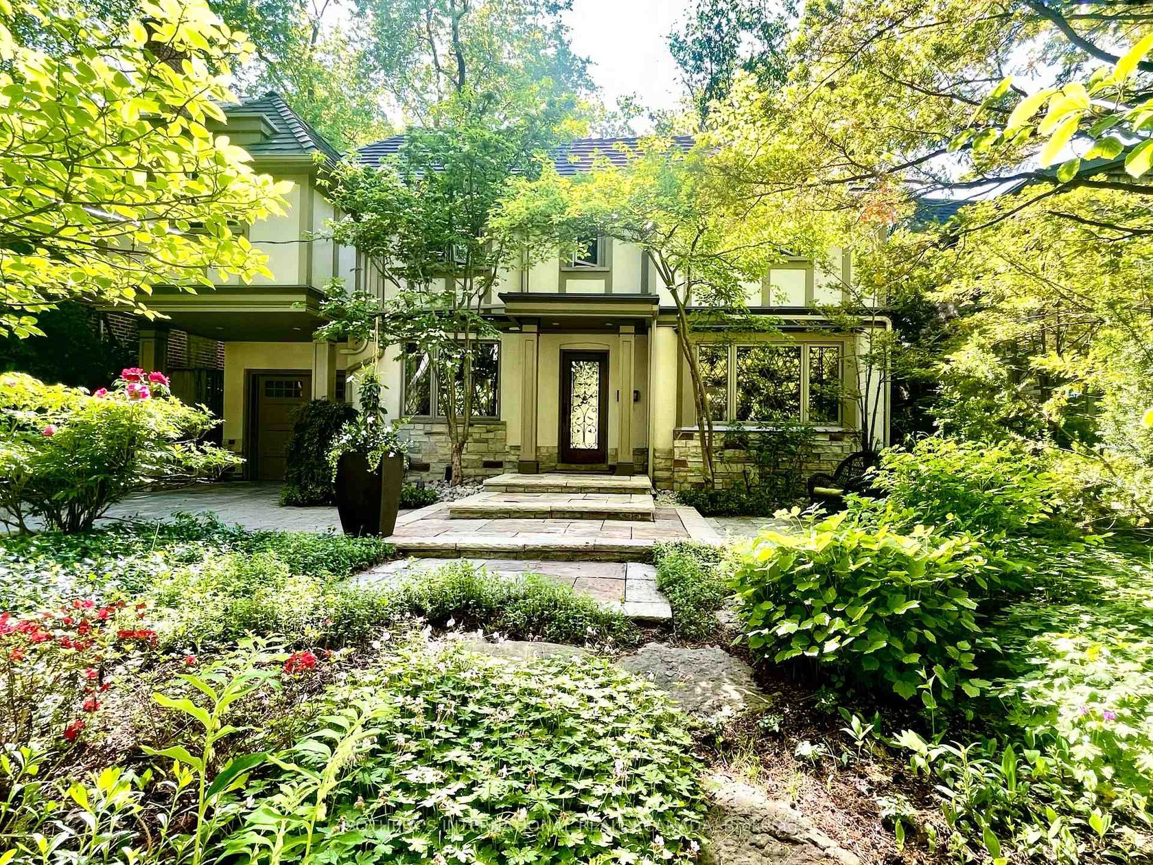 36 Donwoods Drive, York Mills, Toronto 