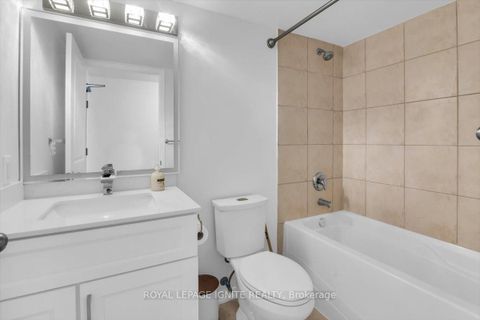 Photo 11 at 7G - 8 Rosebank Drive, Malvern, Toronto