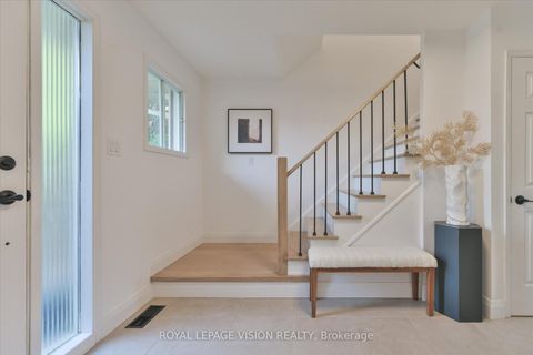 Photo 12 at 126 Richbell Street, Brownridge, Vaughan