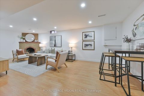 Photo 21 at 126 Richbell Street, Brownridge, Vaughan