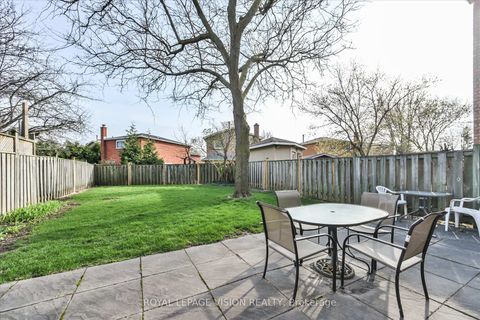 Photo 27 at 126 Richbell Street, Brownridge, Vaughan