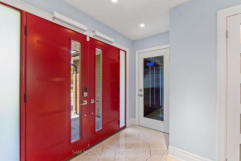 Photo 3 at 5 Canterbury Crescent, Humber Valley, Toronto