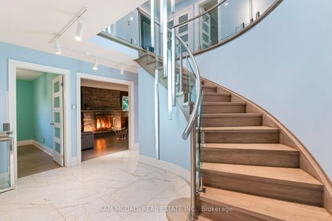 Photo 11 at 5 Canterbury Crescent, Humber Valley, Toronto
