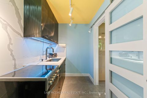 Photo 18 at 5 Canterbury Crescent, Humber Valley, Toronto