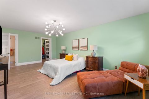 Photo 23 at 5 Canterbury Crescent, Humber Valley, Toronto