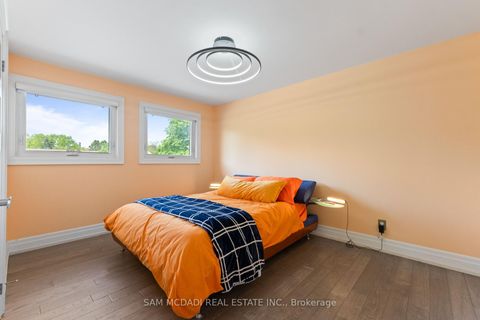Photo 29 at 5 Canterbury Crescent, Humber Valley, Toronto