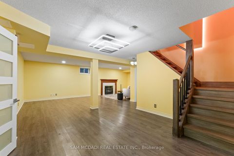 Photo 35 at 5 Canterbury Crescent, Humber Valley, Toronto