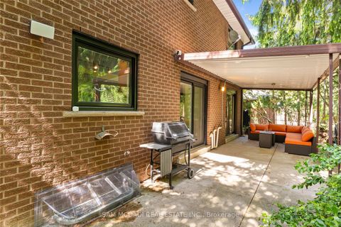 Photo 44 at 5 Canterbury Crescent, Humber Valley, Toronto