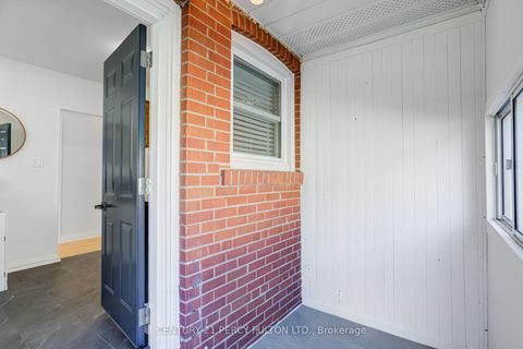 Photo 21 at 10 Mendip Crescent, Dorset Park, Toronto