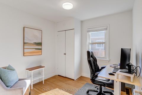 Photo 28 at 10 Mendip Crescent, Dorset Park, Toronto