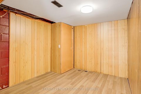 Photo 36 at 10 Mendip Crescent, Dorset Park, Toronto