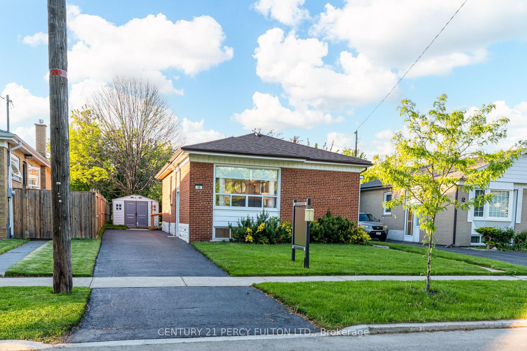 10 Mendip Crescent, Dorset Park, Toronto 