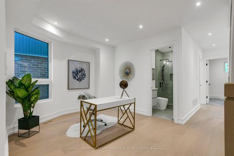 Photo 14 at 195 Albany Avenue, Annex, Toronto
