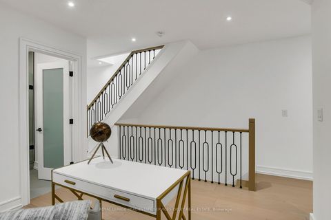 Photo 15 at 195 Albany Avenue, Annex, Toronto