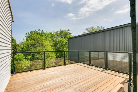 Photo 21 at 195 Albany Avenue, Annex, Toronto