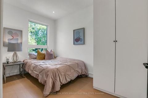 Photo 24 at 195 Albany Avenue, Annex, Toronto