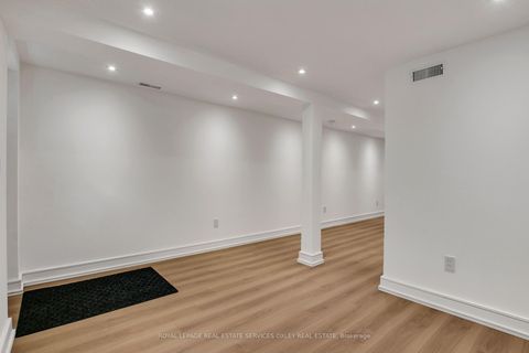 Photo 31 at 195 Albany Avenue, Annex, Toronto