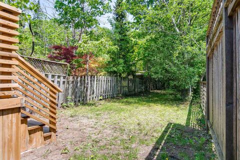 Photo 37 at 195 Albany Avenue, Annex, Toronto