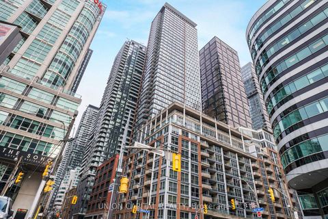 Photo 1 at 4606 - 55 Mercer Street, Waterfront Communities C1, Toronto