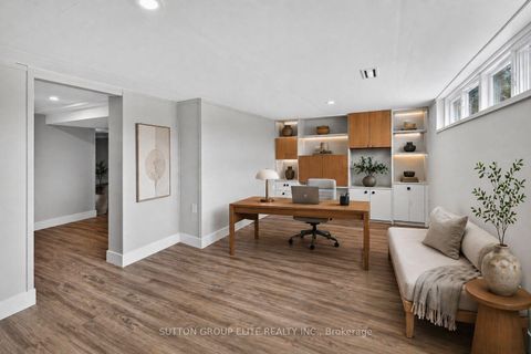 Photo 25 at 19 Hardwick Court, West Deane, Toronto