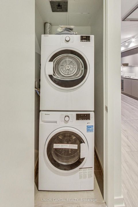 Photo 24 at 611 - 55 Mercer Street, Waterfront Communities C1, Toronto