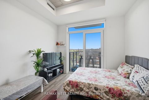 Photo 9 at 801 - 1808 St. Clair Avenue W, Junction Area, Toronto