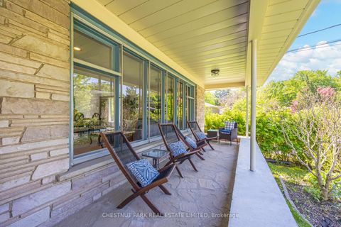 Photo 2 at 26 Hearthstone Crescent, Branson, Toronto