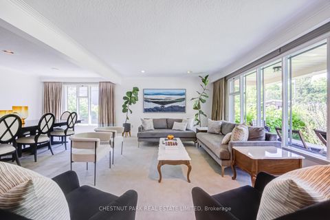 Photo 6 at 26 Hearthstone Crescent, Branson, Toronto