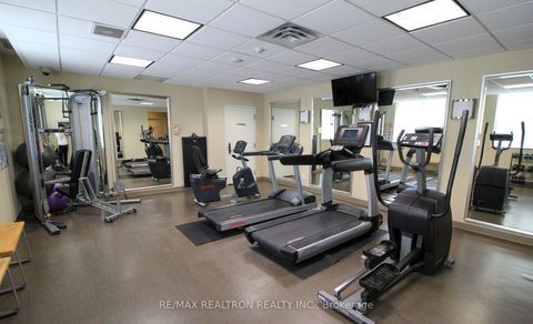 Photo 12 at 808 - 1 Clairtrell Road, Willowdale East, Toronto