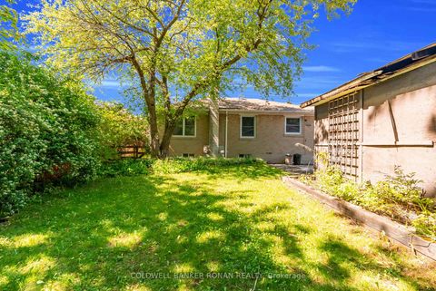 Photo 26 at 48 Cartier Crescent, Crosby, Richmond Hill