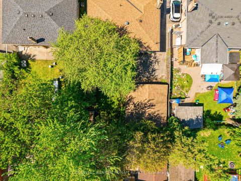 Photo 29 at 48 Cartier Crescent, Crosby, Richmond Hill