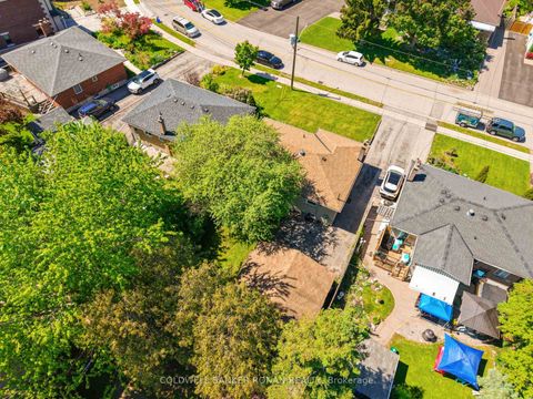 Photo 30 at 48 Cartier Crescent, Crosby, Richmond Hill