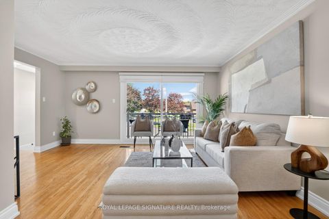 Photo 8 at 164B Edmonton Drive, Pleasant View, Toronto